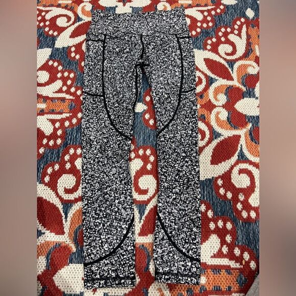Zyia leggings | 4 - Picture 1 of 3